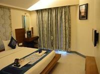 Hotel Oyo Premium Near Osho Ashram Koregaon Park 3*